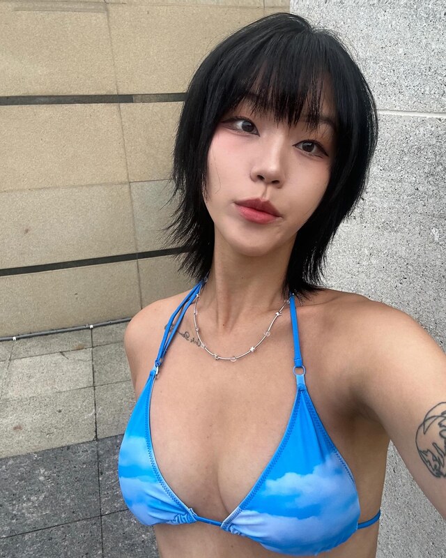 Z___meme nude photo 18