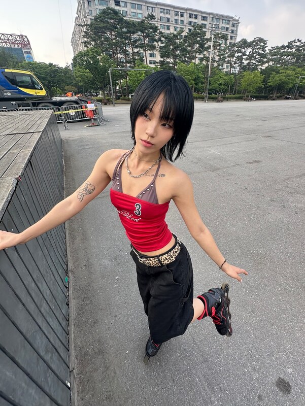 Z___meme nude photo 16