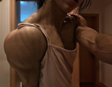 Zēng Yáo nude photo 7