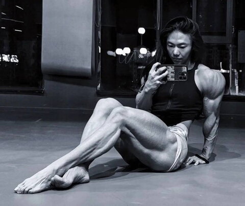 Zēng Yáo nude photo 1