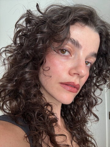 Zoë Steiner nude photo 2