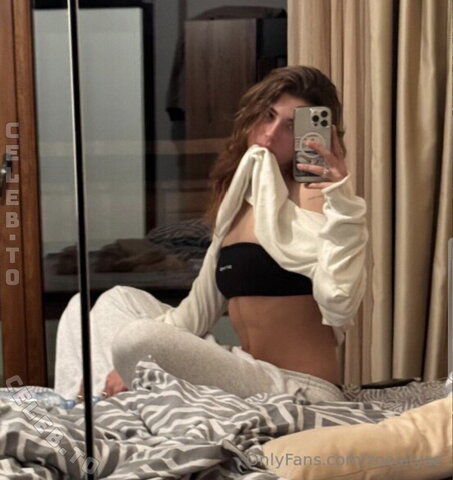 Zoe Allyse nude photo 74