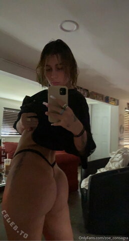 Zoe Consagra nude photo 74