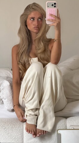 Zoe Kaeppele nude photo 71