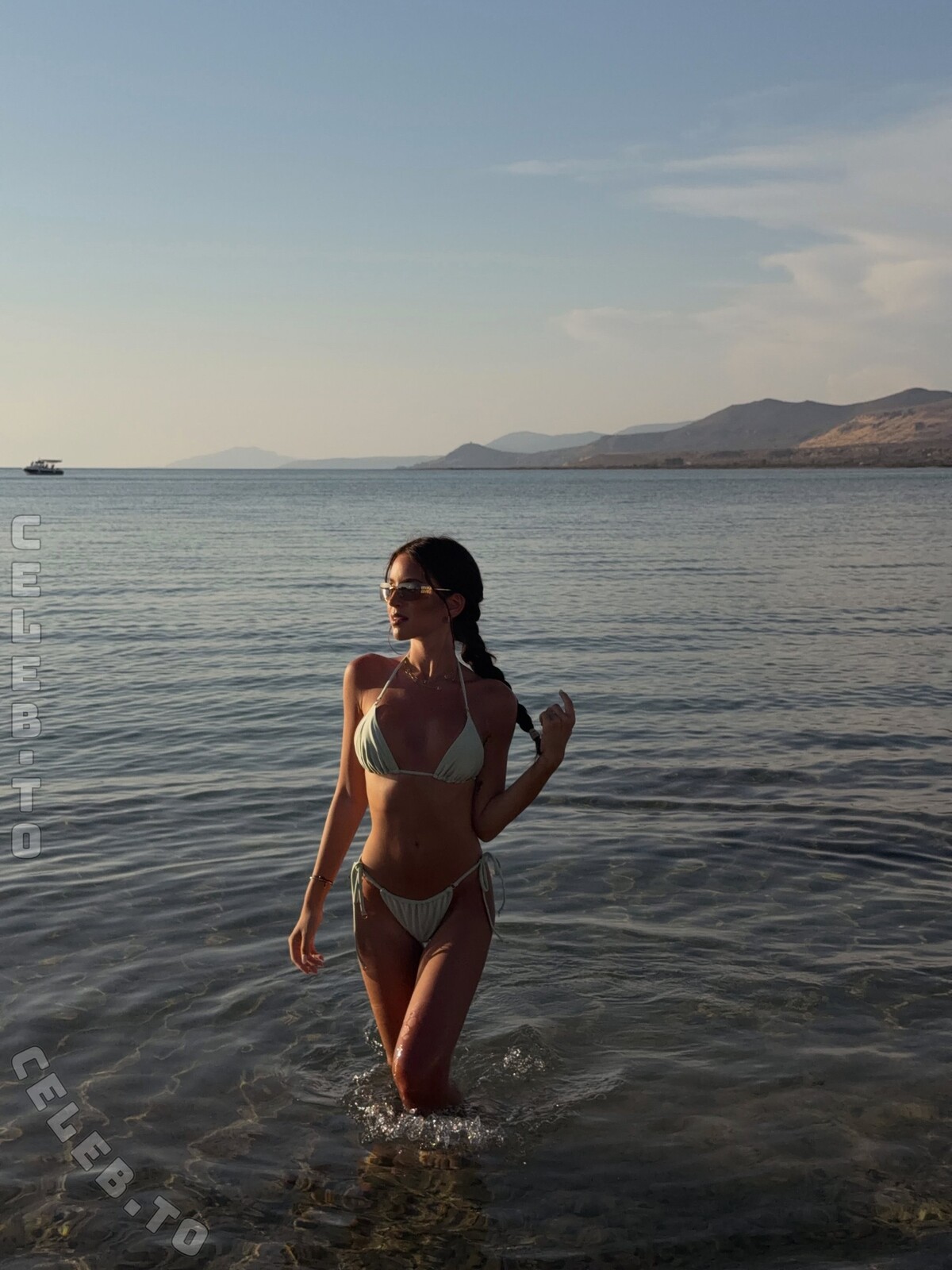 Zoe Liss nude photo 13