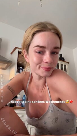 Zoe Salome Saip nude photo 1