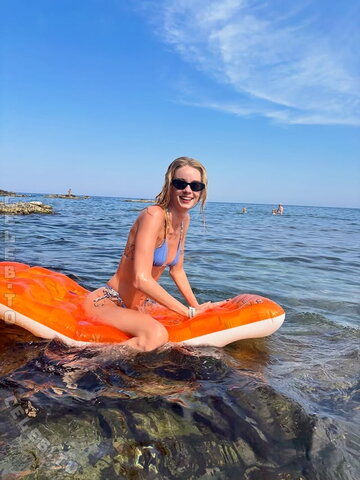 Zoe Salome Saip – Insta Post