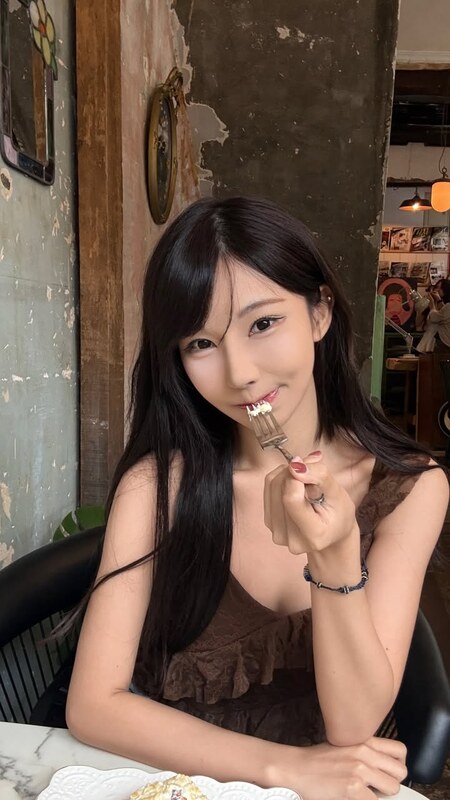 ZOE SO nude photo 16