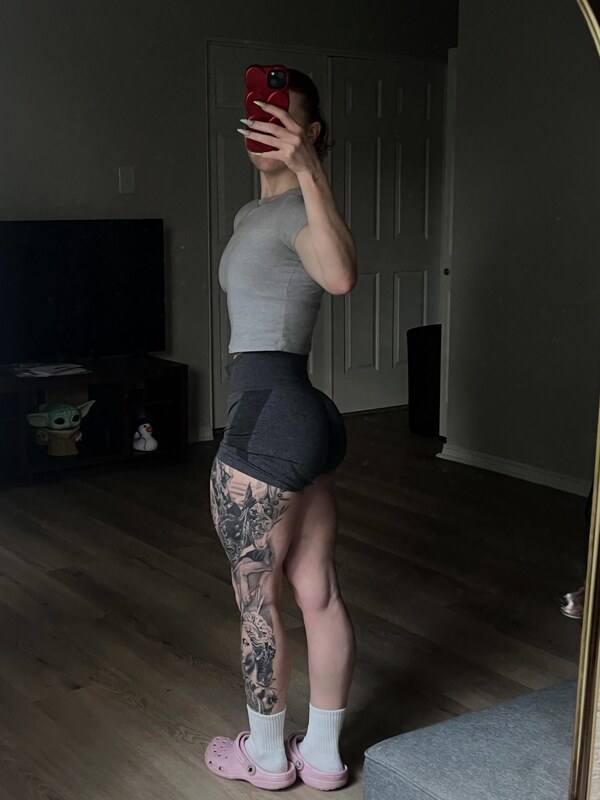 Zoe Tierney nude photo 20
