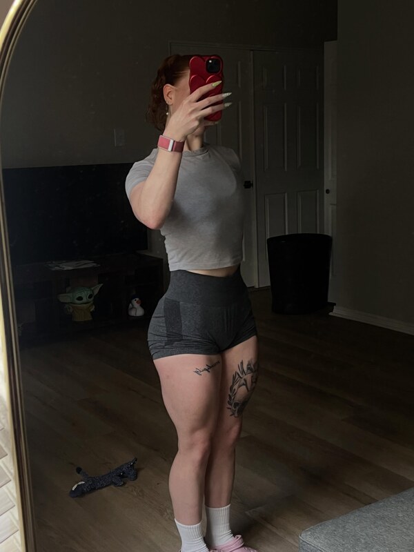Zoe Tierney nude photo 22