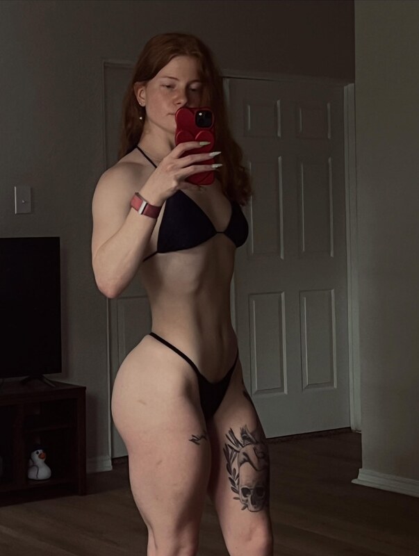 Zoe Tierney nude photo 37