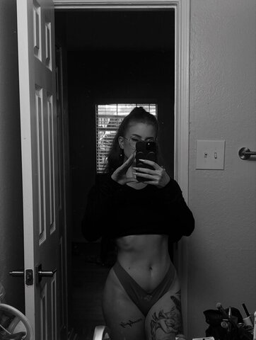 Zoe Tierney nude photo 29