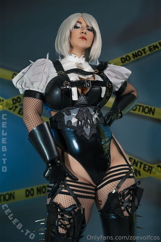 Zoe Volf photo 6
