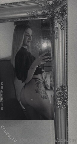 Zoe.kln nude photo 56
