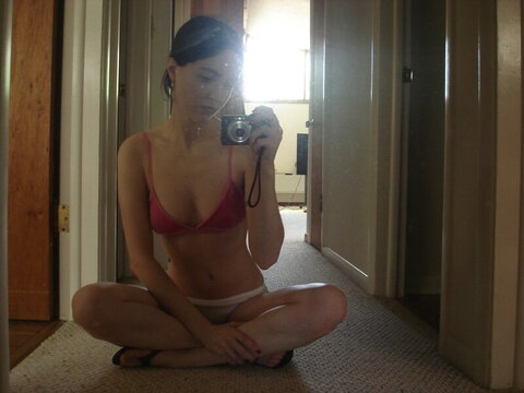 zoeplzshutup New (1 photo)
