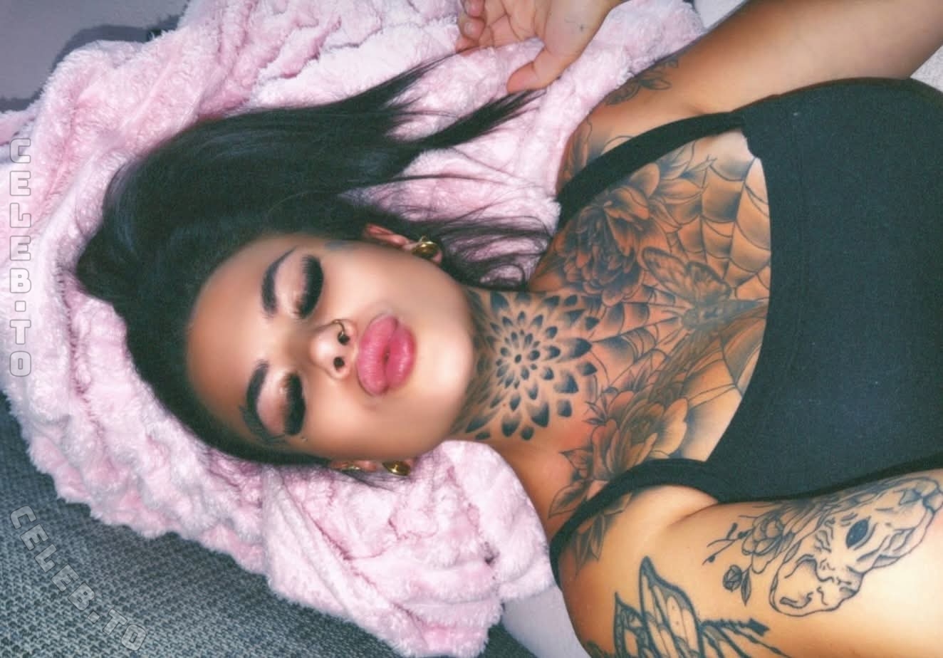 Zoesweet nude photo 5