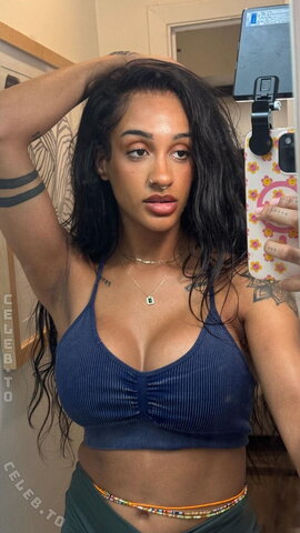 Zoey sinn nude photo 41