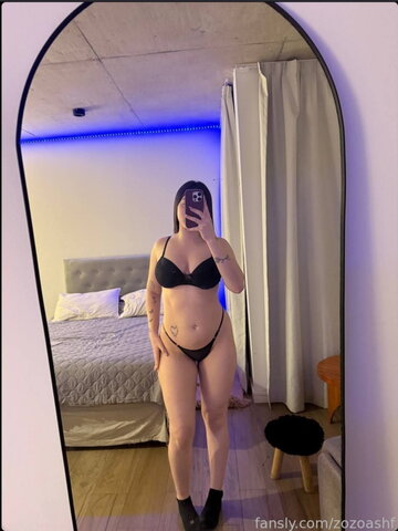 Zoey.ashford nude photo 5