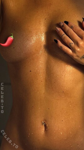 Zoey.in.motionx nude photo 4