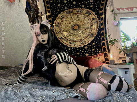 Zottelcorn nude photo 24