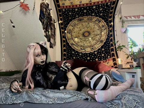 Zottelcorn nude photo 16