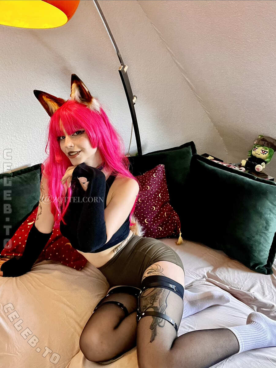 Zottelcorn nude photo 8
