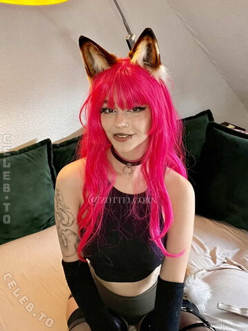 Zottelcorn nude photo 1
