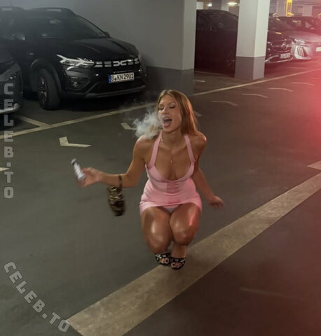 Zsá Zsá Inci Bürkle Hot (6 photos)