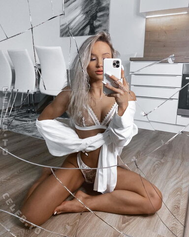 Zuzana Kardos nude photo 1