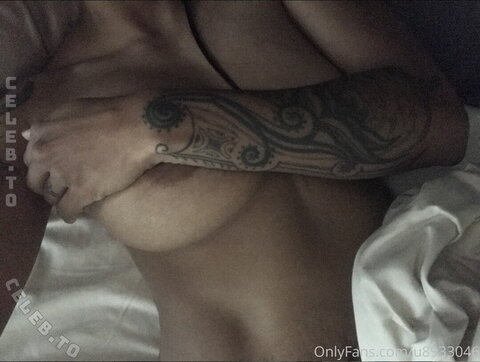 Zyanya nude photo 12