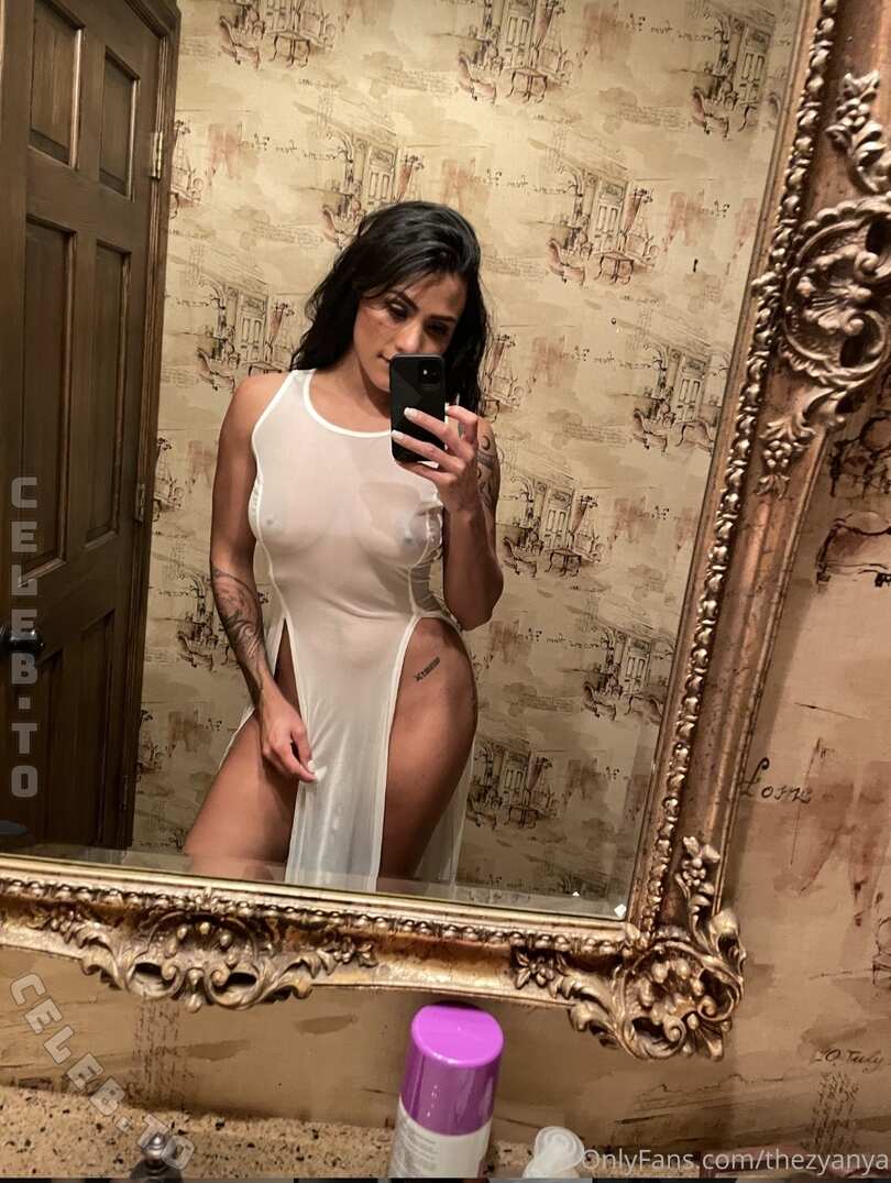 Zyanya nude photo 7