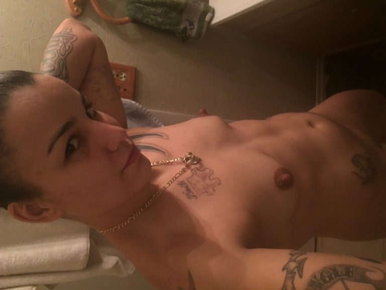 Raquel Pennington Posing Naked Leaks Edition Thefappening