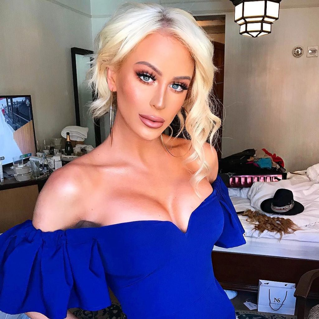 Gigi Gorgeous Nude. 