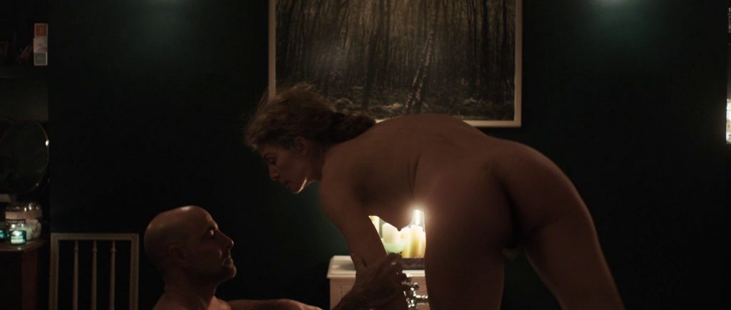 Rosamund-Pike_thefappening_one (5)