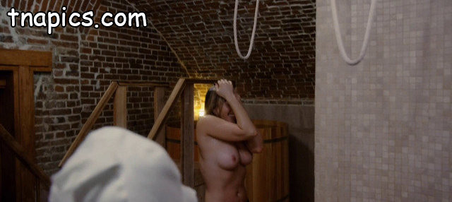 Chelsea Handler Nude 17