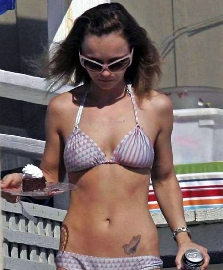 Christina Ricci hot bikini