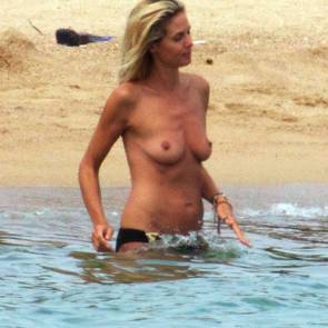 Heidi Klum Topless In Water