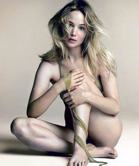 Jennifer Lawrence naked