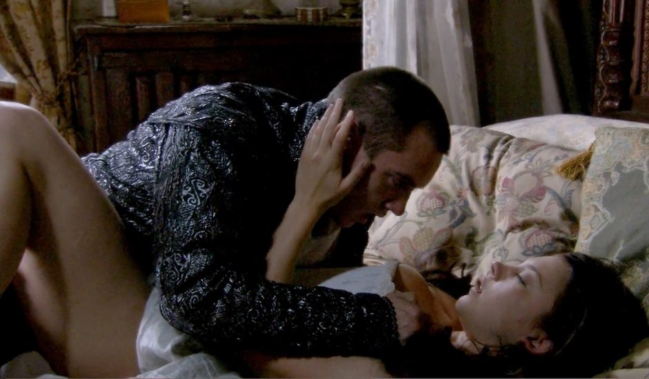 Natalie Dormer Hot Tits In A Sexy Scene From The Tudors Series