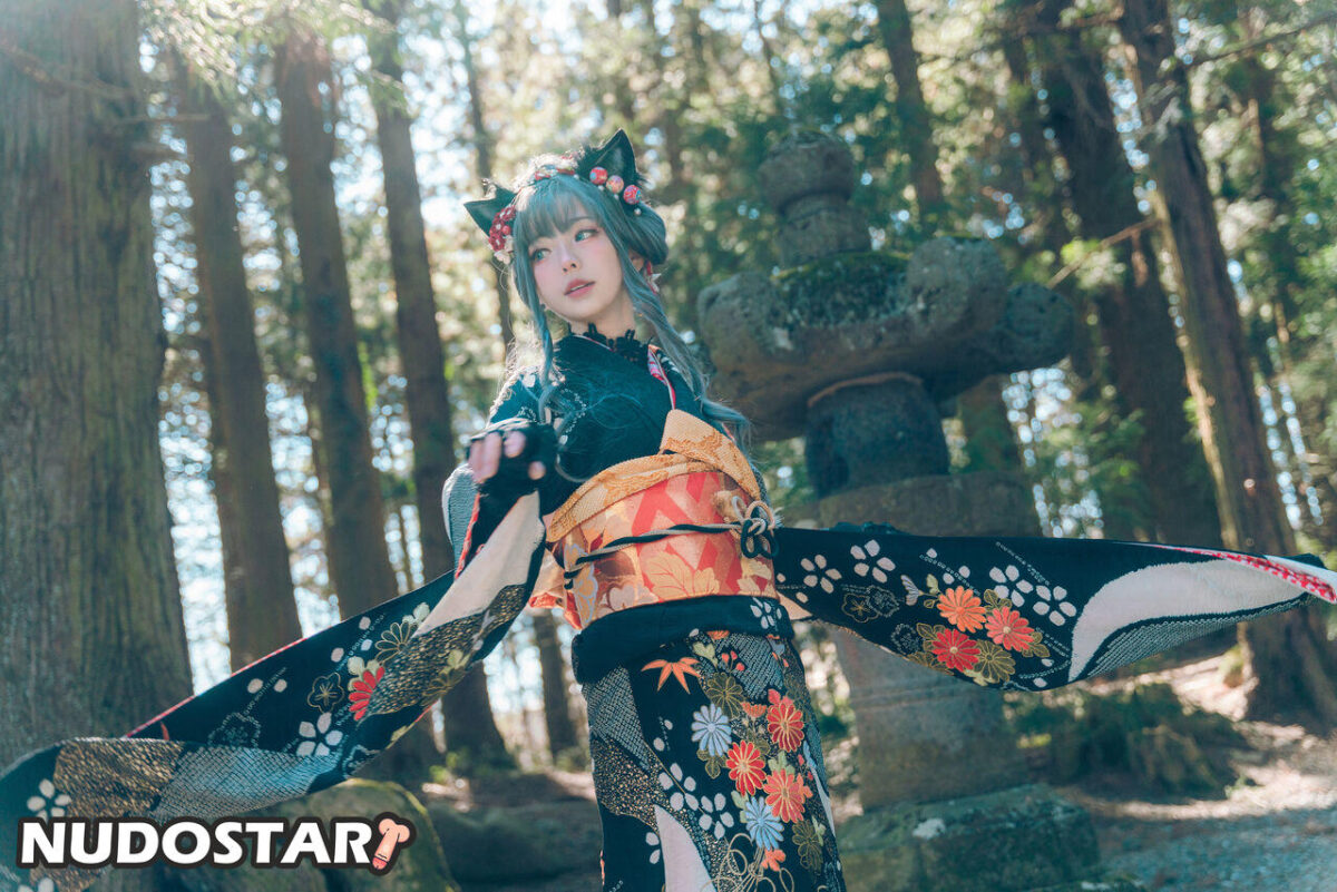 Eeelyeee – Ely Cosplay Patreon Leaks (50 Photos) – NudoStar