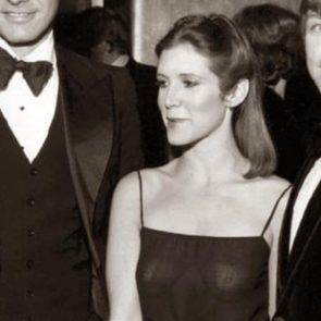 Carrie Fisher naked boobs through tank top