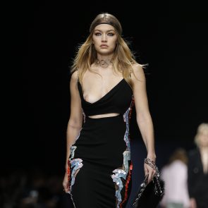 gigi hadid catwalk