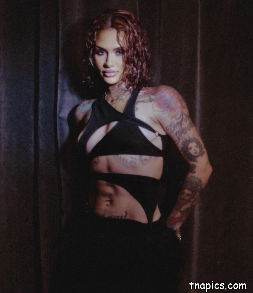 Kehlani Nude Leaks 46