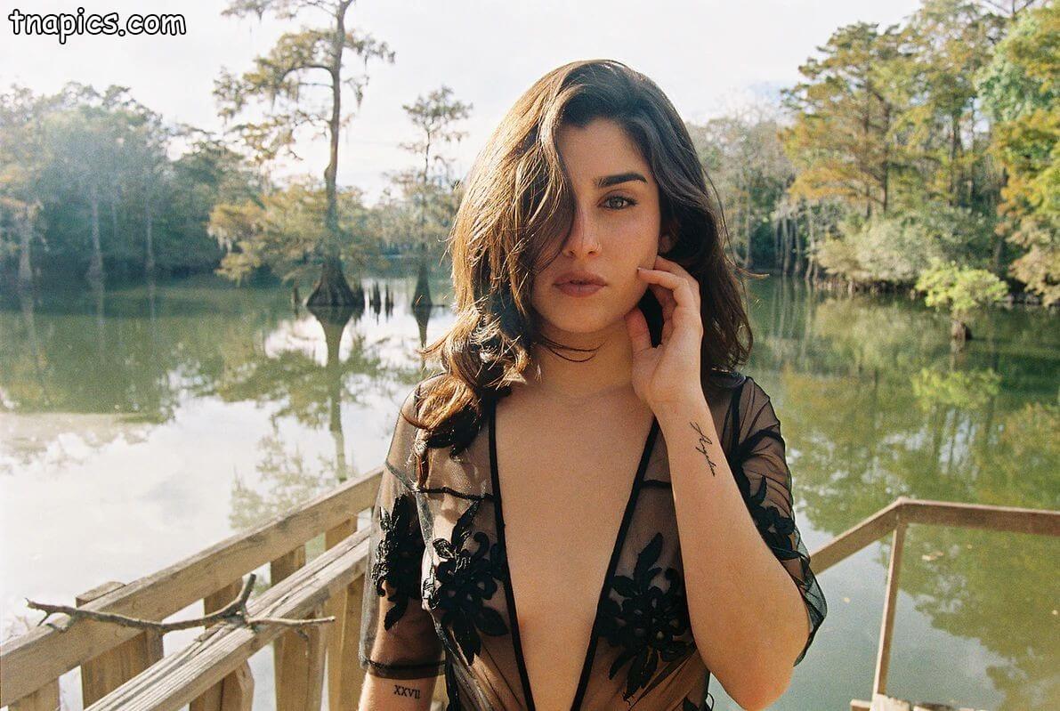 Lauren Jauregui Nude 43