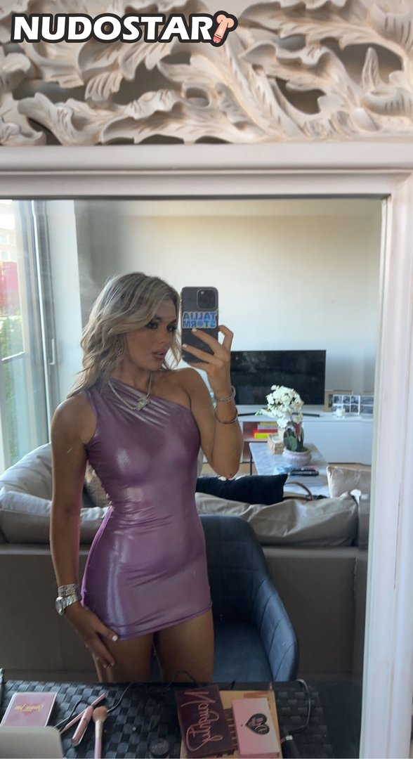 Tallia Storm Leaked Photo 18