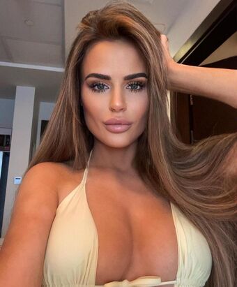 Nicole Farrell Glasgow Nude Leaks OnlyFans Photo 16