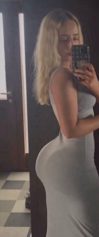 Maisie Mazz Nude Leaks OnlyFans Photo 15