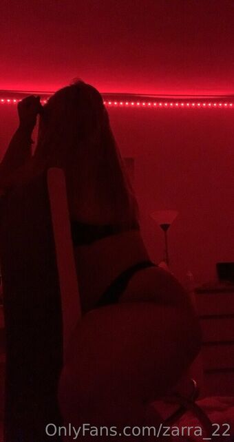zarra_22 Nude Leaks OnlyFans Photo 7