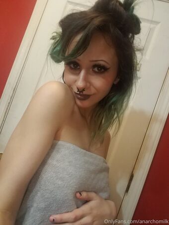 anarchomilk Nude Leaks OnlyFans Photo 14