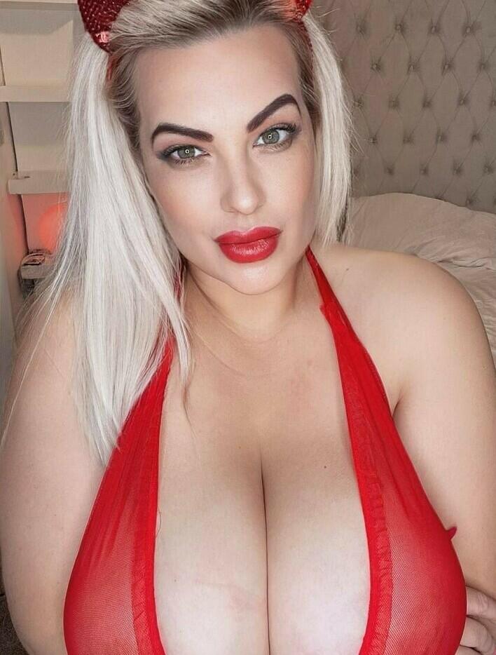 British Joanna / british_joanna Nude OnlyFans Leaks 5